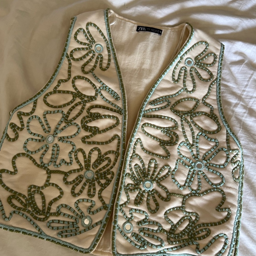 Zara Vest
